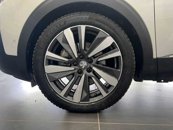 PEUGEOT 3008 GT HYBRID 4 - immagine 10
